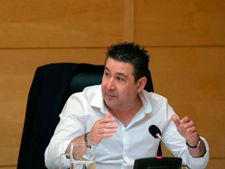 Luis Mariano Santos (UPL) durante su intervención en la comisión de Fomento el pasado 3 de junio 2020