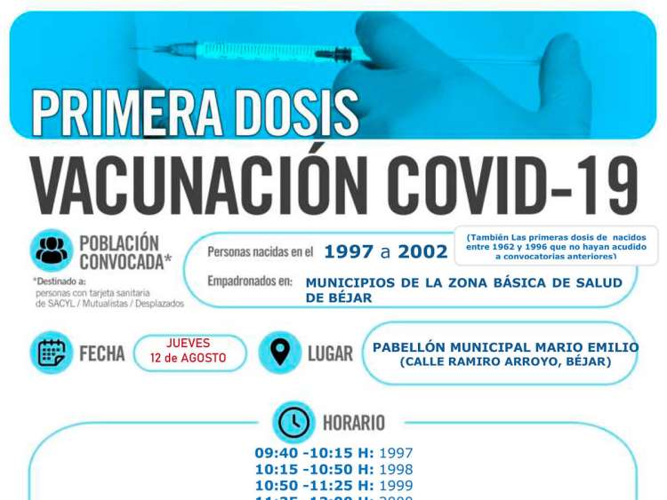 Cartel con texto vacunación covid-19 en Béjar, 12 de agosto