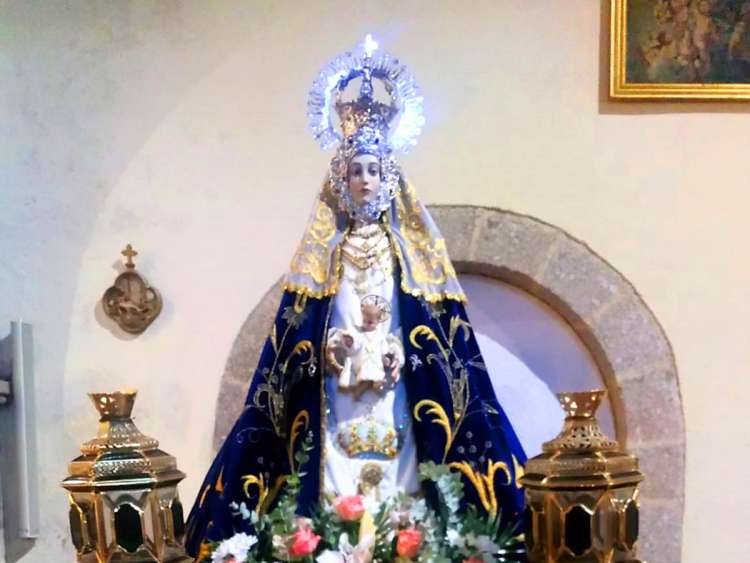Imagen de la Virgen de los Remedios