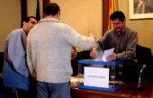 "Dudoso" empate en los votos sindicales