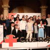 Foto de familia de los galardonados en los Premios Solidaridad de Cruz Roja en Salamanca