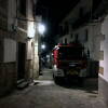 Camión de bomberos en una calle 