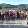 Ciclistas en la salida del Critérium Moisés Dueñas disputado en Béjar