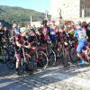 Ciclistas en la salida del Critérium Moisés Dueñas disputado en Béjar