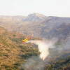 Hidroavión sobre incendio Candelario