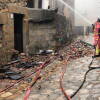 Intervención de los bomberos en incendio urbano en Villanueva del Conde
