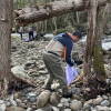 Limpieza del rio Cuerpo de Hombre , por voluntarios y la Asociación de Pescadores Peña de la Cruz