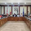 Salón de plenos del Ayuntamiento de Béjar con todos los concejales durante la moción de censura