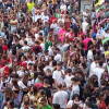 Cientos de personas durante el pregón en la plaza mayor de Béjar