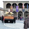 Paso de La Dolorosa a su paso por la Plaza Mayor de Béjar