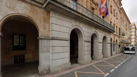 Fachada de la Audiencia Provincial de Salamanca