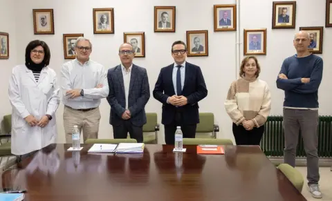 Juan Manuel Corchado junto al equipo de dirección de la Escuela Técnica Superior de Ingeniería Industrial de Béjar de la USAL