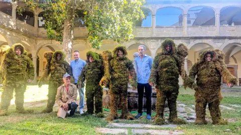 Hombres de Musgo en el Convento de San Francisco