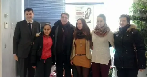 Ampusabe entrega las cestas de navidad a los ganadores
