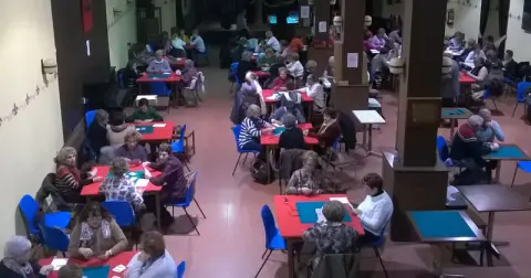 Cerca de un centenar de participantes en el campeonato de chinchón del Casino