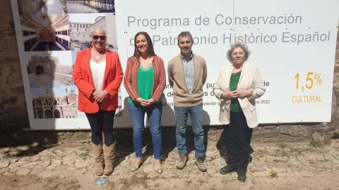 Delegada del Gobierno,, Alcalde de La Alberca y Autoridades en La Alberca