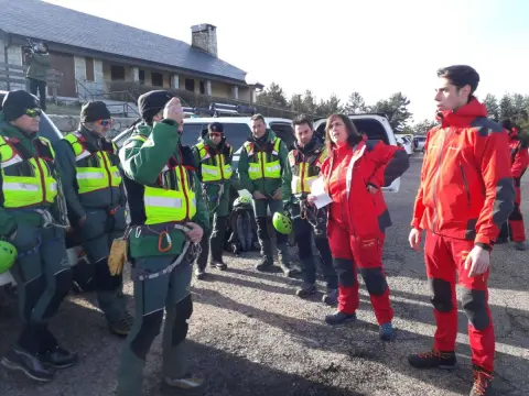 Componentes del dispositivo de búsqueda en la base de la Plataforma. Imagen 112