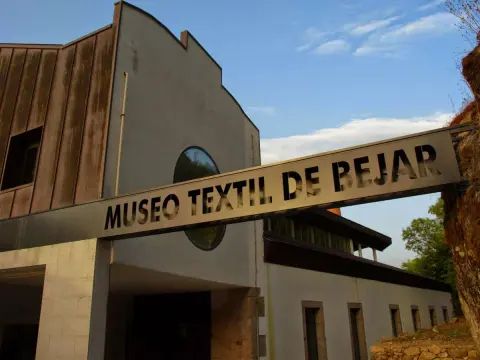 Entrada al Museo Textil de Béjar