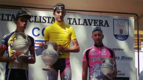 Gonzalo Cubino vence en la Vuelta a Talavera Junior