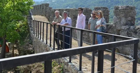El ayuntamiento de Béjar presenta una nueva fase del recorrido por la muralla