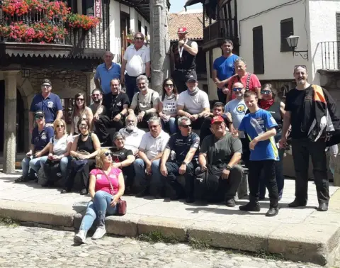 Participantes en el encuentro motero