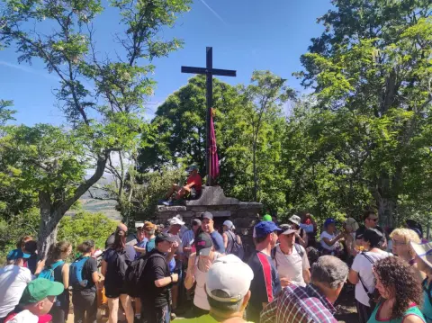 Romería de la Peña de la Cruz en la cruz del Peladillo