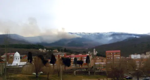 Se reproducen dos focos del incendio de la Sierra de Béjar