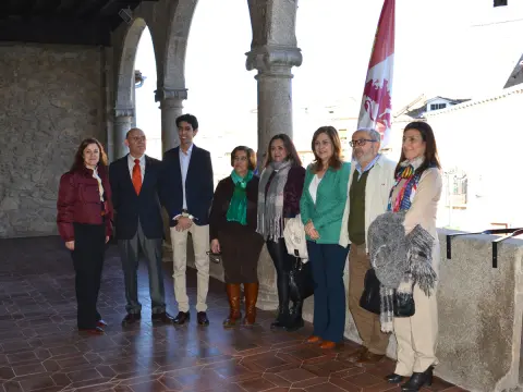 Recepción de la comisión en el Ayuntamiento